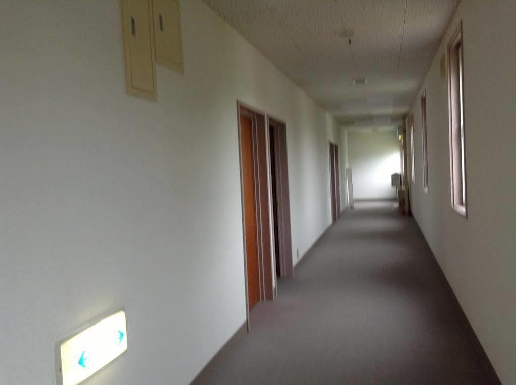 Hotel Izumi Сираои Экстерьер фото